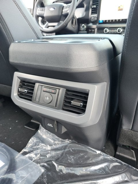 2027 Ford F-350 Lariat