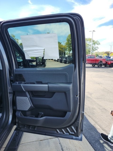2027 Ford F-350 Lariat