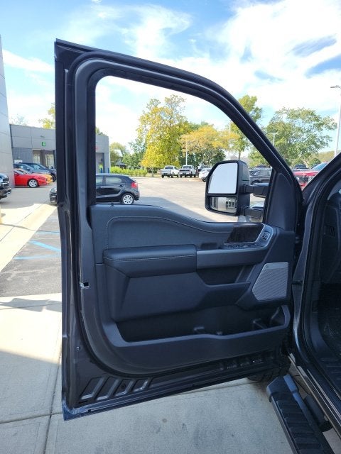 2027 Ford F-350 Lariat