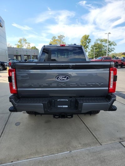 2027 Ford F-350 Lariat