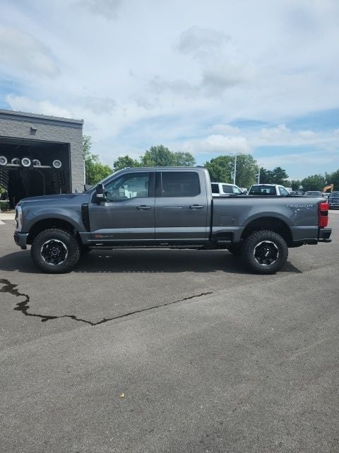 2025 Ford F-350 Lariat