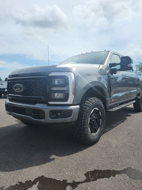 2025 Ford F-350 Lariat