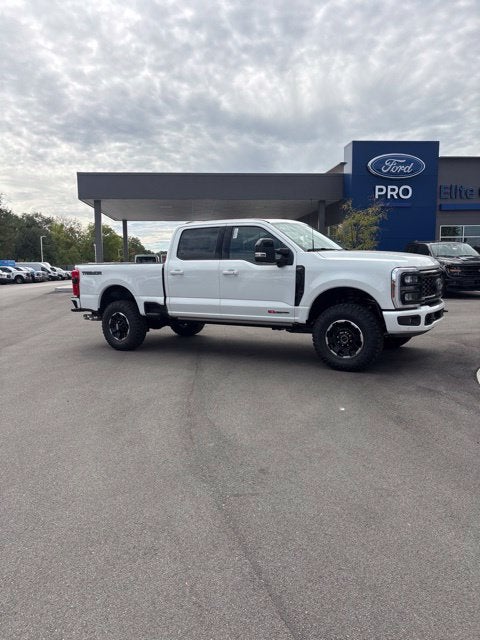 2026 Ford F-350 Lariat