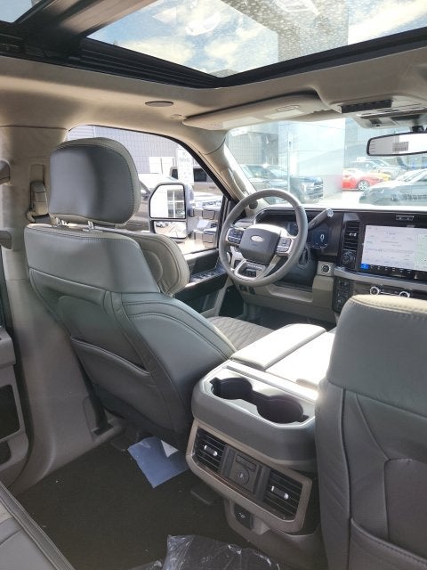 2027 Ford F-350 Platinum