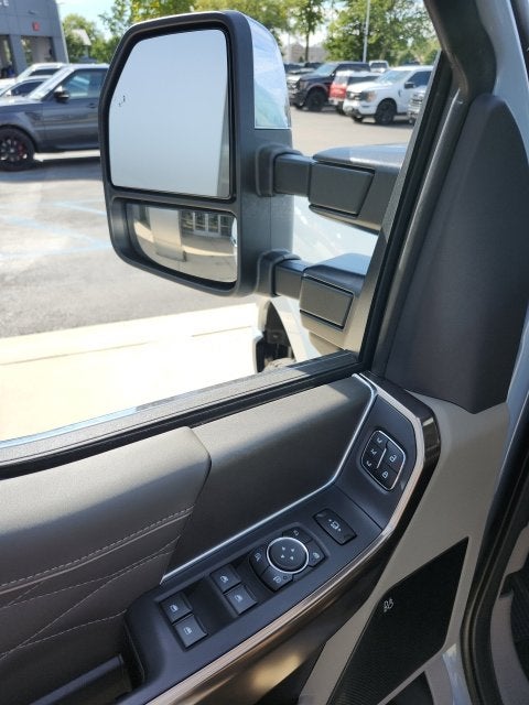 2027 Ford F-350 Platinum