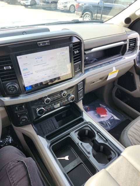 2027 Ford F-350 Platinum