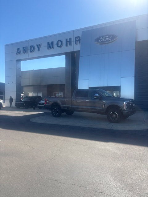 2027 Ford F-350 Platinum