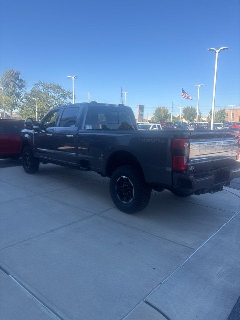 2027 Ford F-350 Platinum