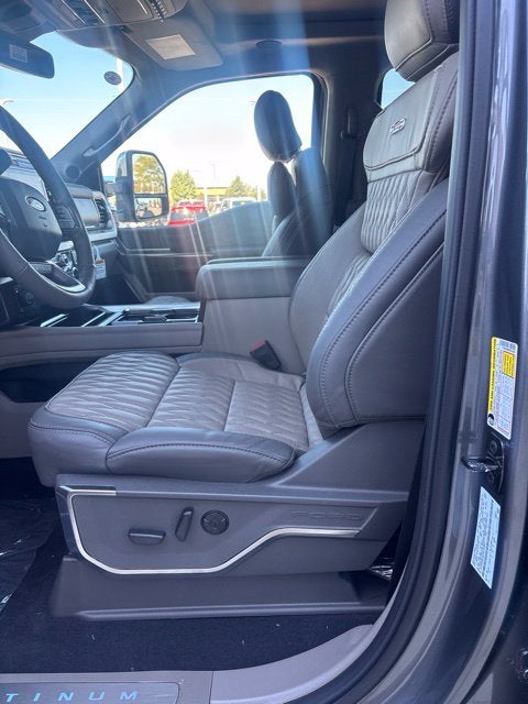 2027 Ford F-350 Platinum