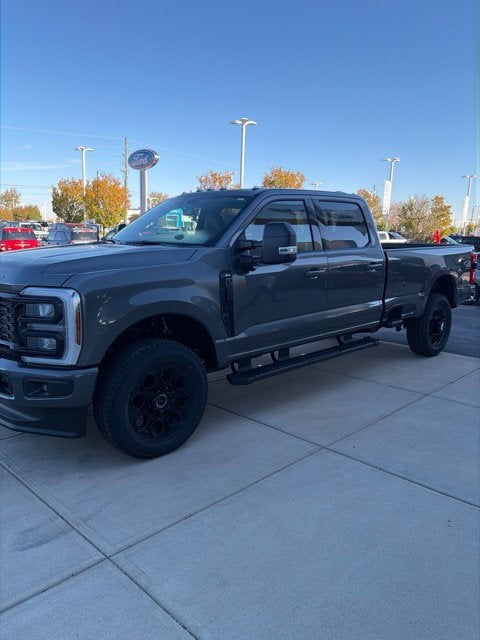 2027 Ford F-350 XLT