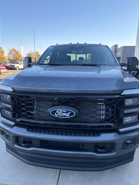 2027 Ford F-350 XLT