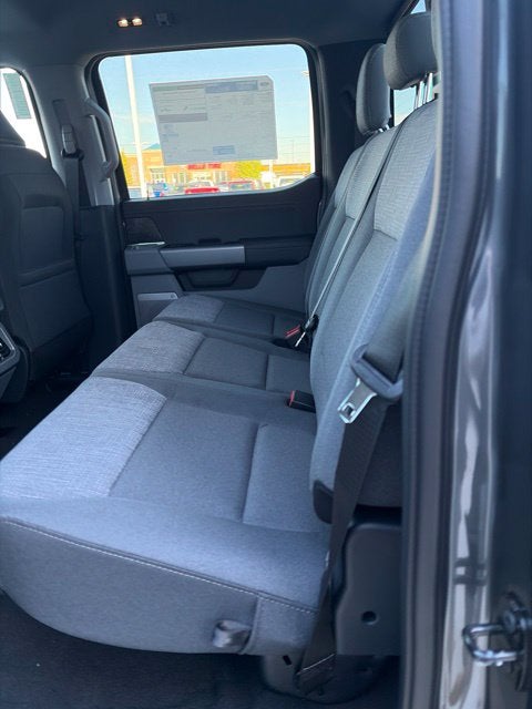 2027 Ford F-350 XLT