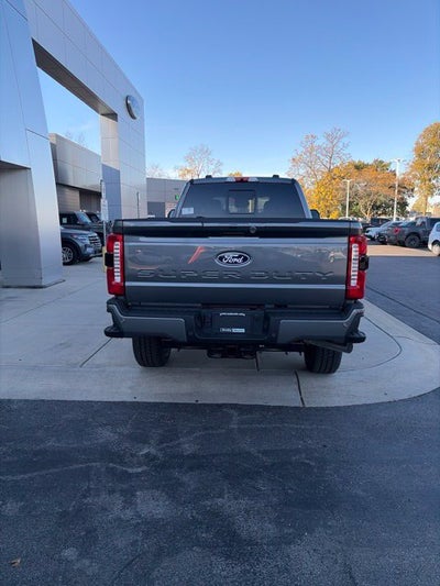 2027 Ford F-350 XLT
