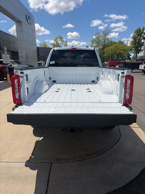 2026 Ford F-350 XLT