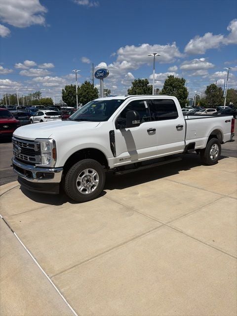 2026 Ford F-350 XLT