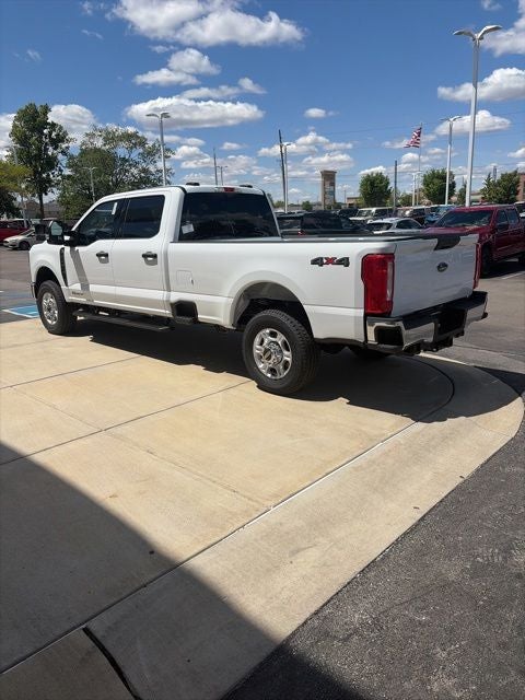 2026 Ford F-350 XLT