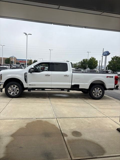 2026 Ford F-350 Lariat