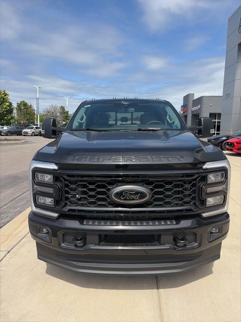2026 Ford F-350 XLT