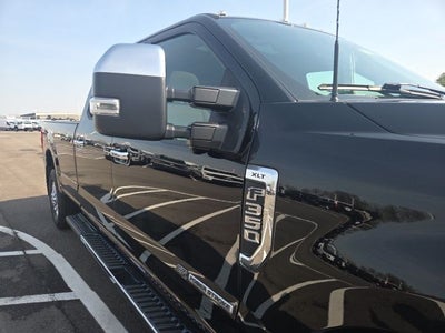 2022 Ford F-350 Lariat