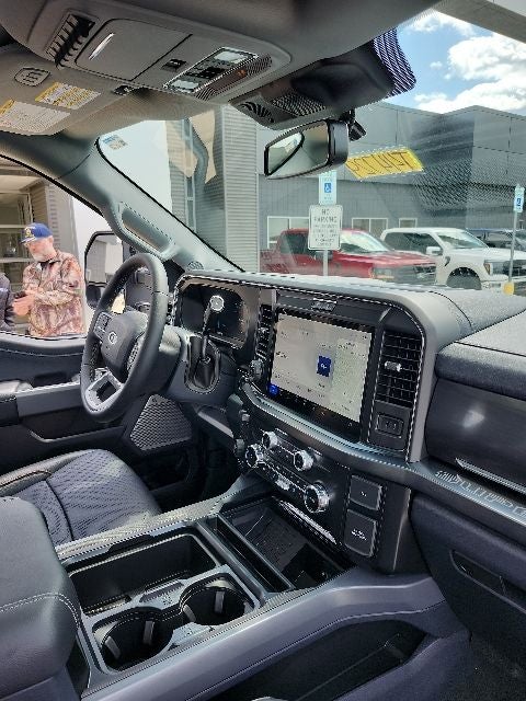 2026 Ford F-350 Lariat