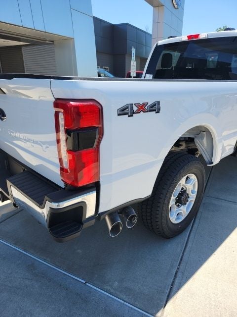 2026 Ford F-350 XLT