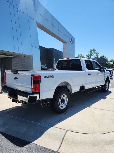 2026 Ford F-350 XLT