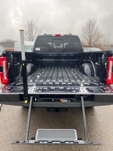 2025 Ford F-350 Lariat