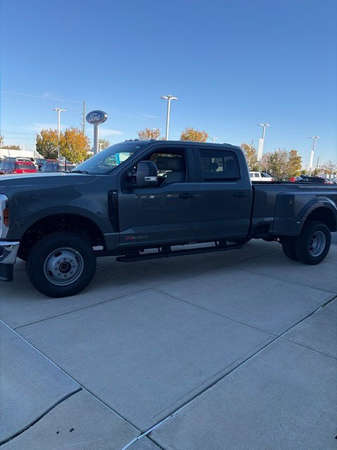 2027 Ford F-350 XL DRW