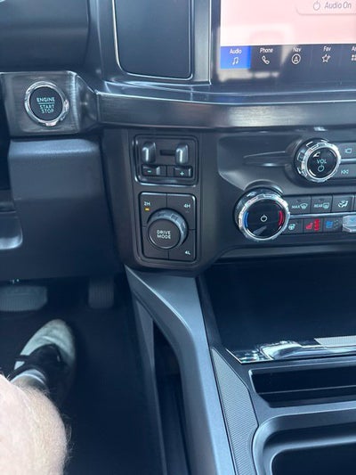 2027 Ford F-350 Lariat DRW