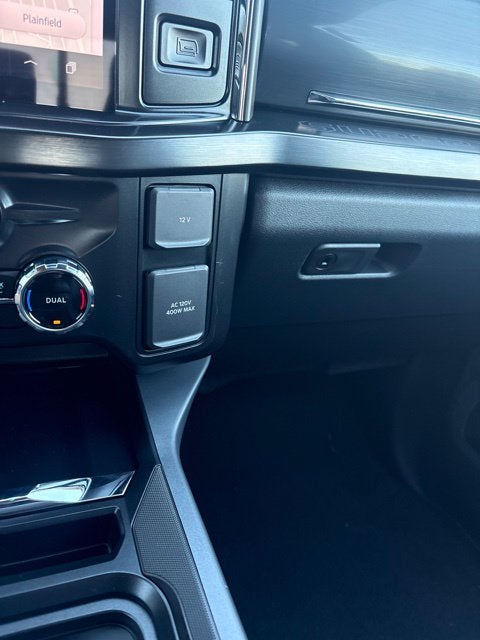 2027 Ford F-350 Lariat DRW