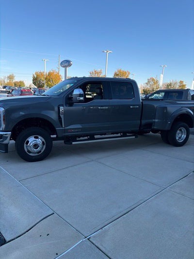 2027 Ford F-350 Lariat DRW