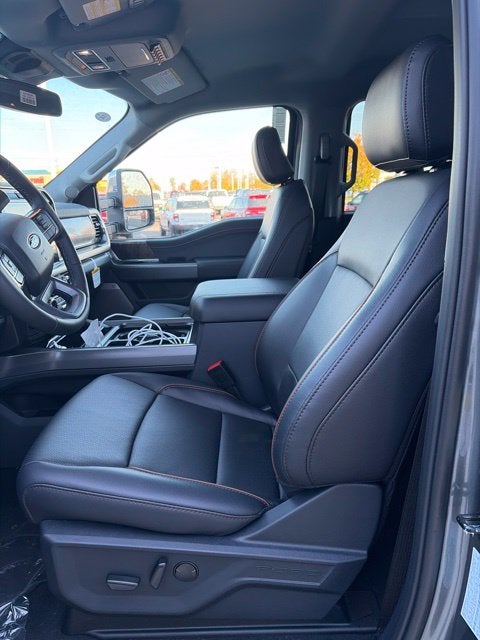 2027 Ford F-350 Lariat DRW