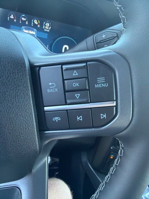 2027 Ford F-350 Lariat DRW