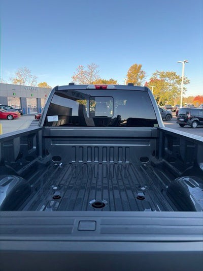 2027 Ford F-350 Lariat DRW