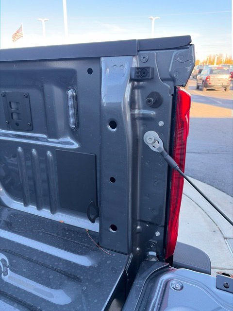 2027 Ford F-350 Lariat DRW