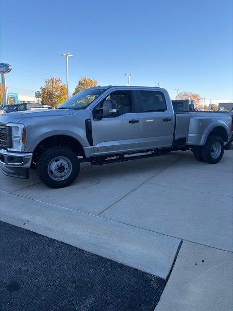 2027 Ford F-350 XL DRW