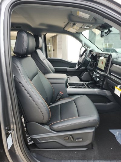 2027 Ford F-350 Lariat DRW