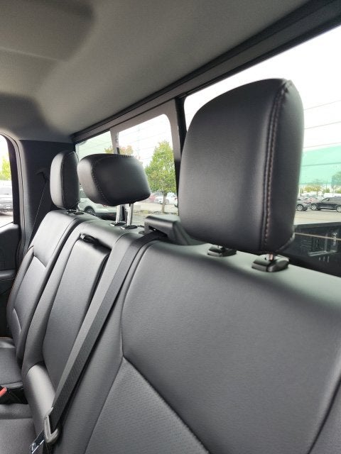 2027 Ford F-350 Lariat DRW