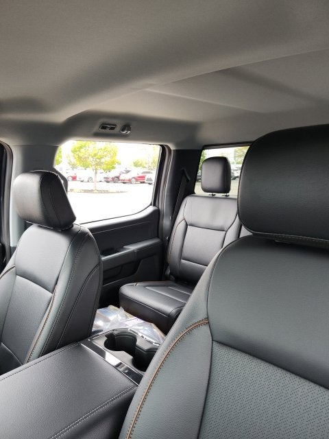 2027 Ford F-350 Lariat DRW