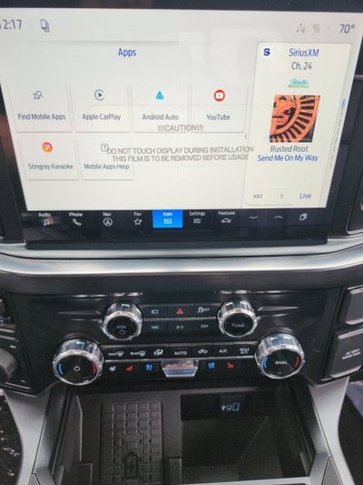 2027 Ford F-350 Lariat DRW