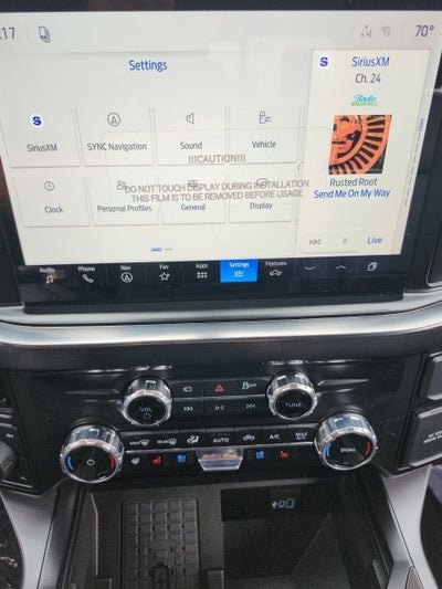 2027 Ford F-350 Lariat DRW