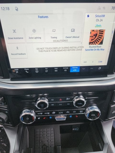 2027 Ford F-350 Lariat DRW