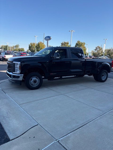 2027 Ford F-350 XL DRW
