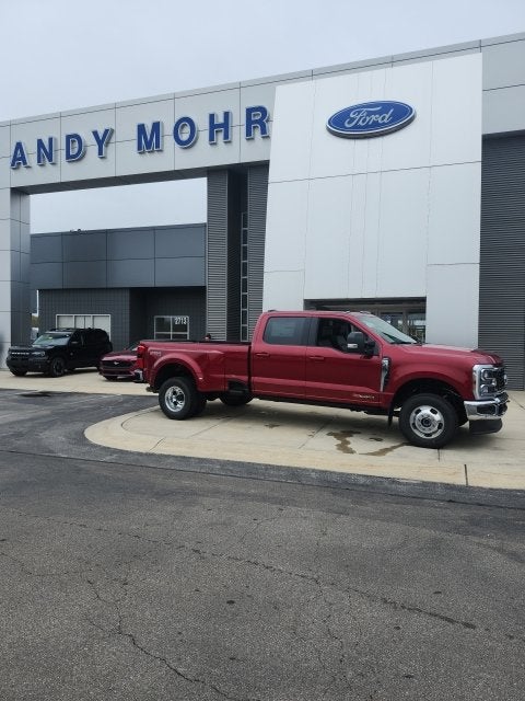 2027 Ford F-350 Lariat DRW