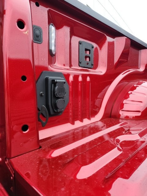 2027 Ford F-350 Lariat DRW