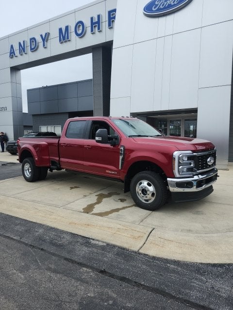 2027 Ford F-350 Lariat DRW