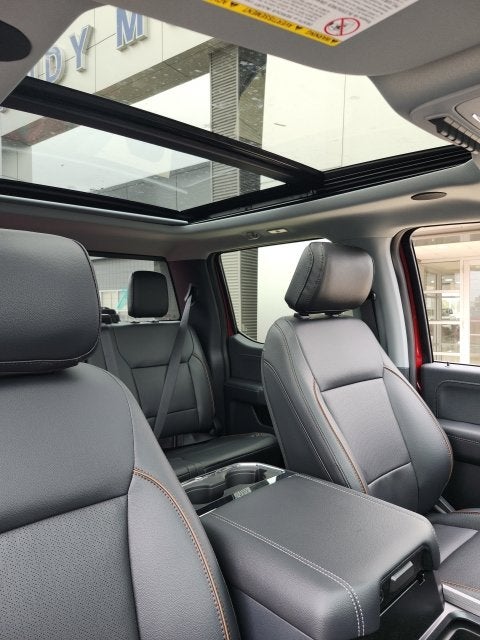 2027 Ford F-350 Lariat DRW