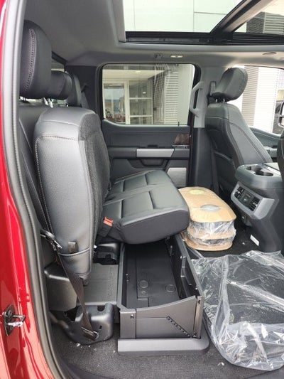 2027 Ford F-350 Lariat DRW
