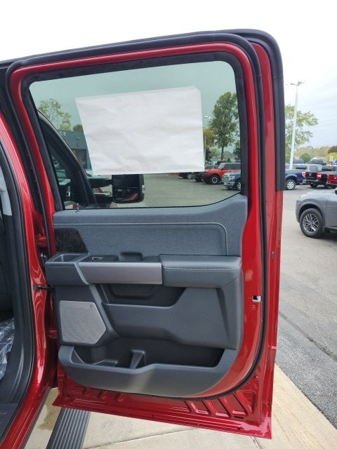 2027 Ford F-350 Lariat DRW