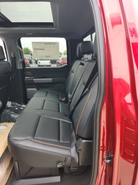 2027 Ford F-350 Lariat DRW